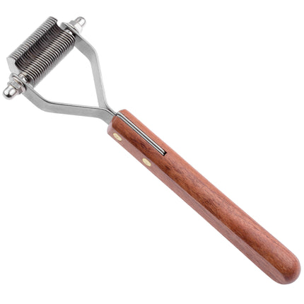 Show Tech claw trimmer with 26 teeth, distance between teeth.