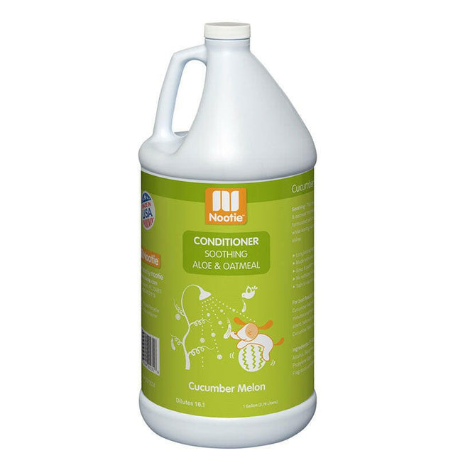 Nootie Cucumber Melon Conditioner - moisturizing and soothing fur conditioner, with aloe and oatmeal, scented with melon and cucumber, concentrated.