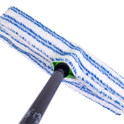 V7 microfiber mop - high quality, Velcro fastened, designed to fit on a broom.