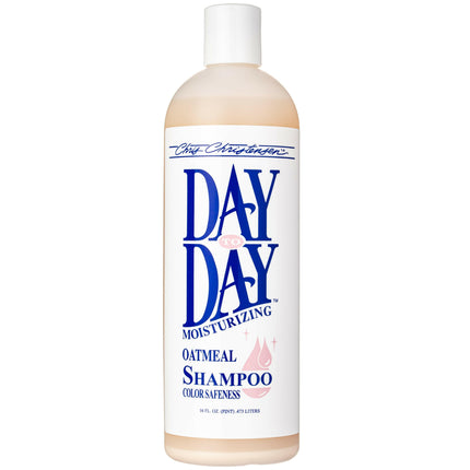 Chris Christensen Day To Day Moisturizing Shampoo - Oatmeal Moisturizing Shampoo for Dogs and Cats, for Sensitive Skin, Concentrate 1:8.