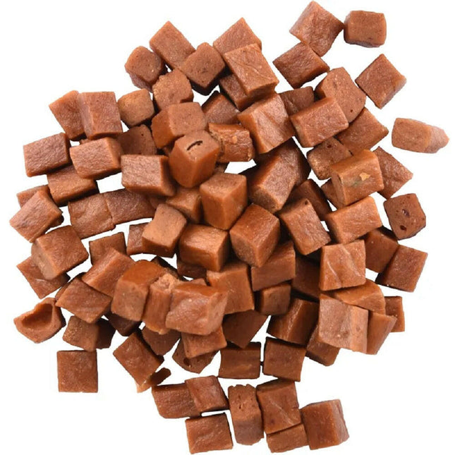 Flamingo Hapki Cubes Dried - cat treats in the shape of cubes made from salmon and chicken.