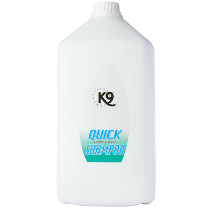 K9 Quick Shampoo - dry shampoo for horses, with soothing aloe vera.