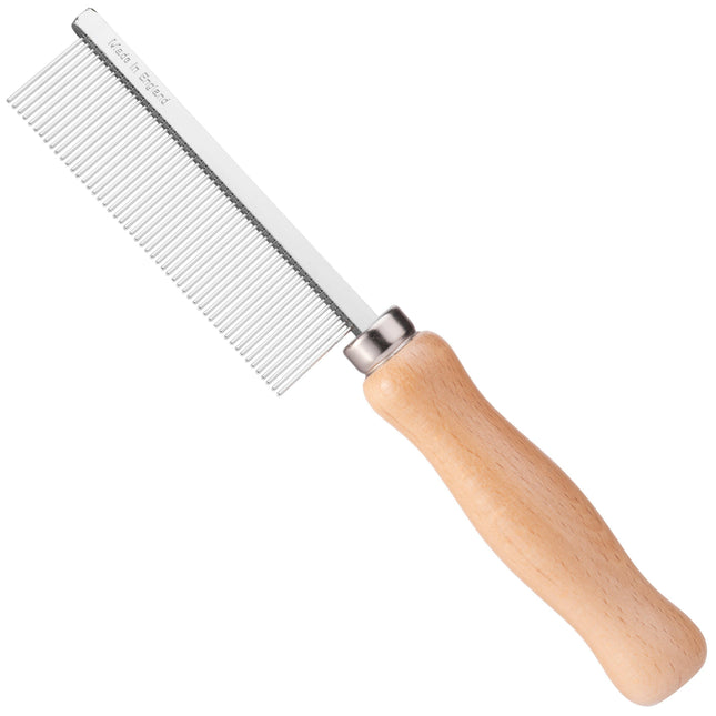 HPP UK Pet Comb - comb with a wooden handle, dense spacing.