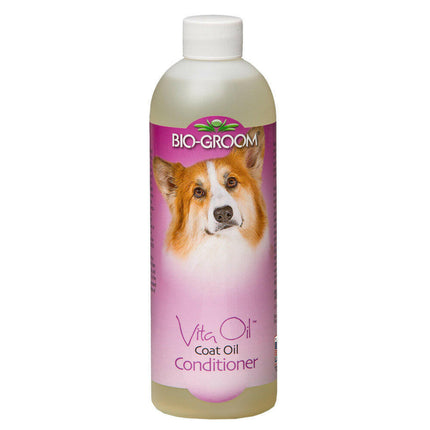 Bio - Groom Vita Oil - nourishing and protective treatment for dog and cat fur.