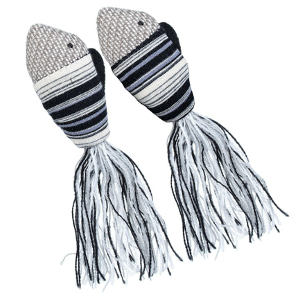 Flamingo Cat Pirin Fish 2pcs - stylish fish for cats with yarn tails and catnip.