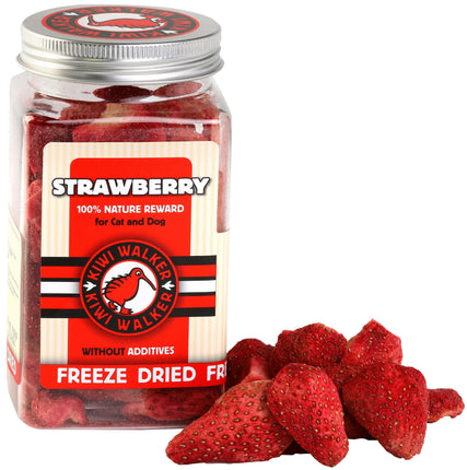 Kiwi Walker Snacks Strawberry - 100% strawberries, freeze-dried, natural treats for dogs and cats.