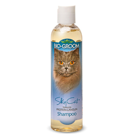 Bio - Groom Silky Cat - moisturizing shampoo for cats with dry, damaged fur.