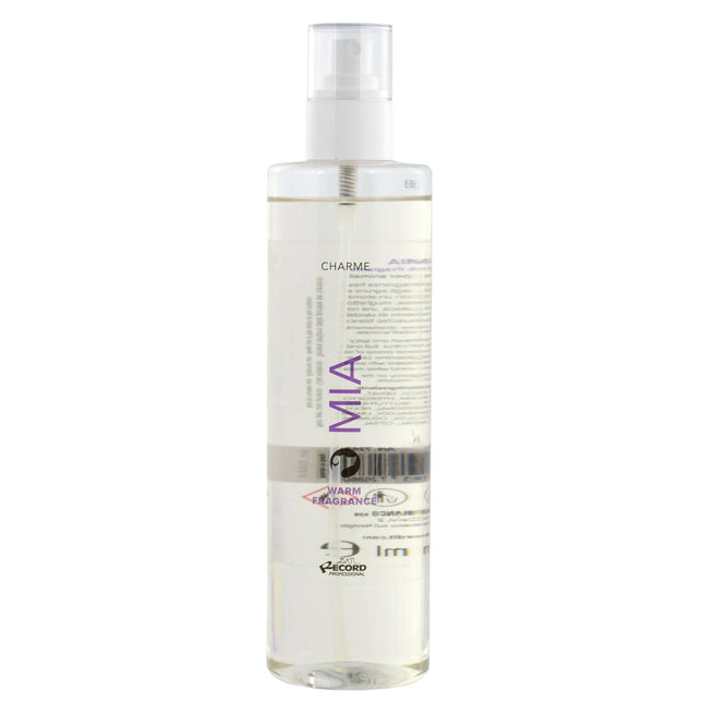 Charme Mia Warm Fragrance - perfumes for dogs with a warm scent of citrus, accented with notes of cinnamon and musk..